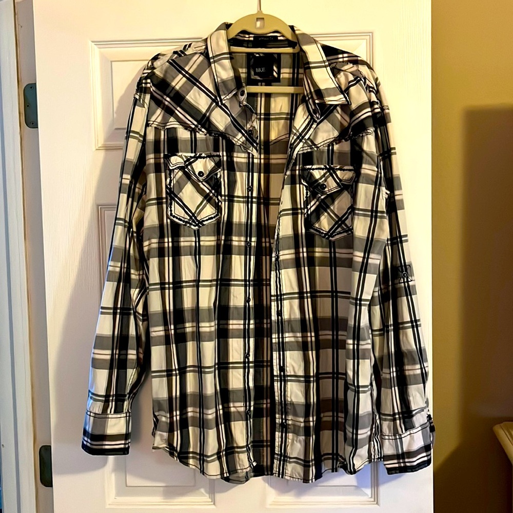 Buckle brand long sleeve button down plaid shirt